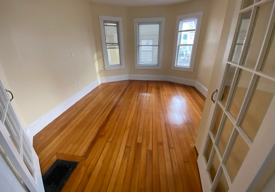 8 Bennett St, South Medford