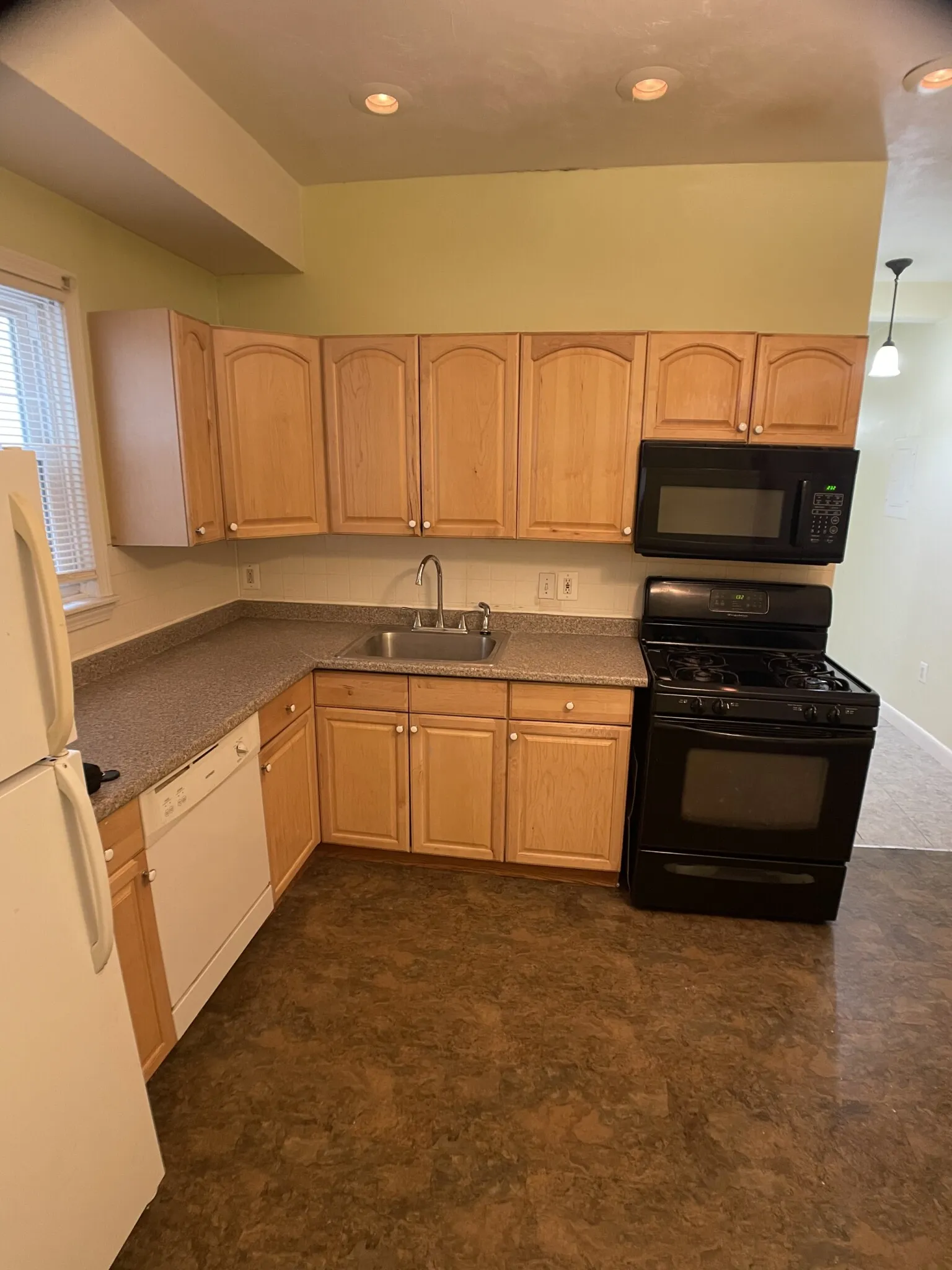 169 Windsor St, The Port