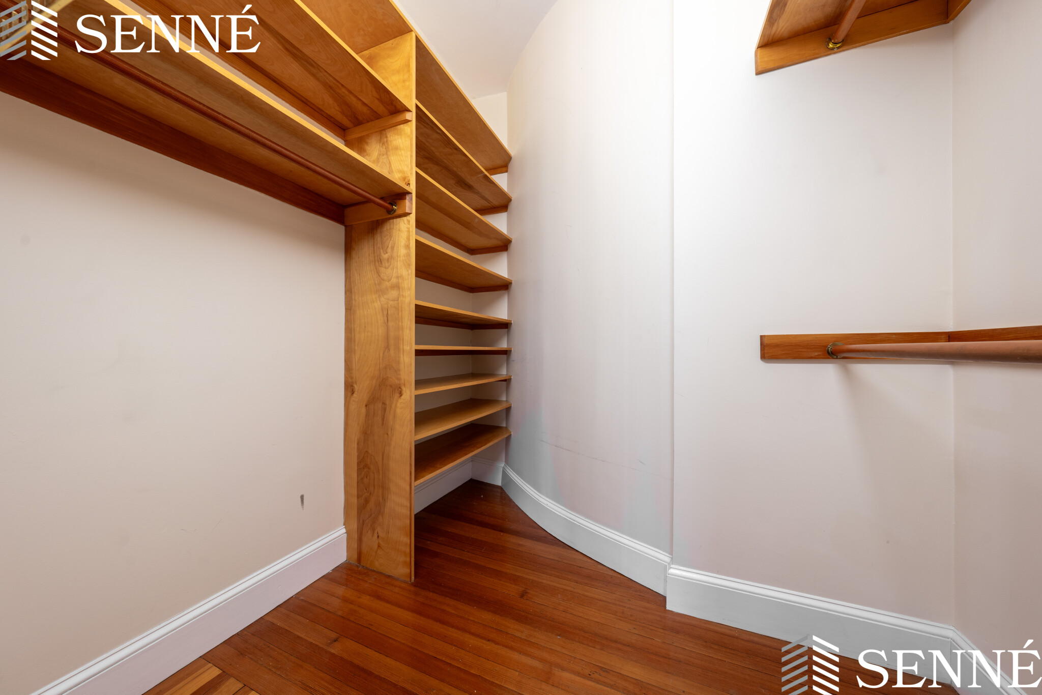 218 Commonwealth Ave, Back Bay