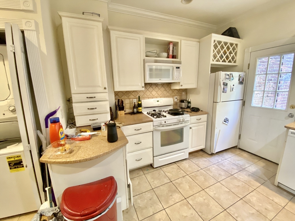 155 Salem St, North End