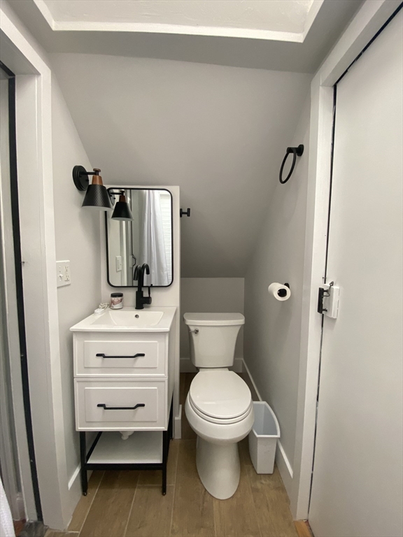 209 W 3rd St, South Boston