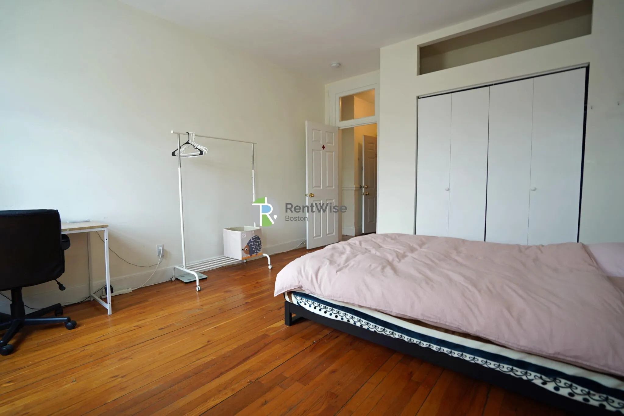 1298 Commonwealth Ave, Allston