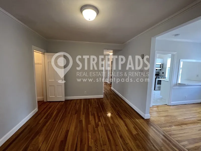 1163 Beacon St, Longwood