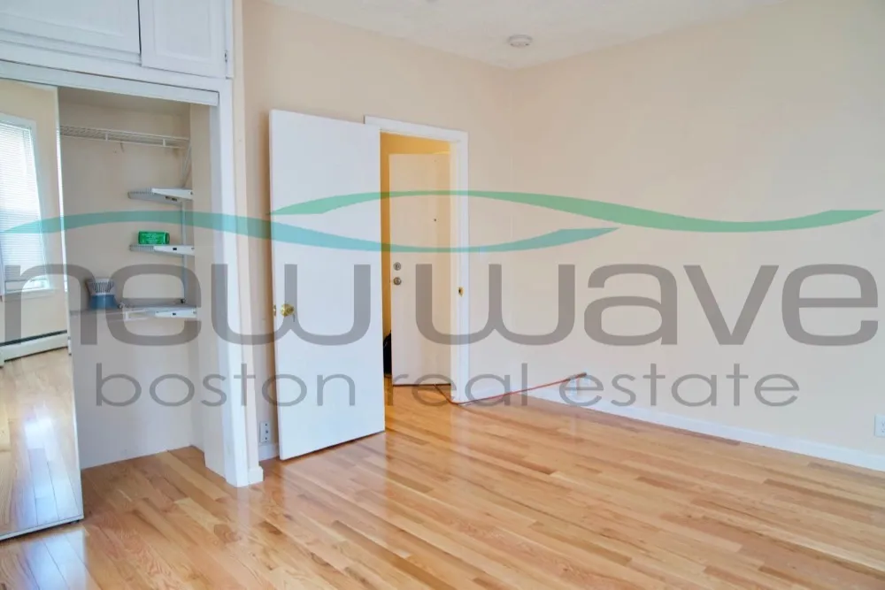 6 Bickford Ave, Mission Hill