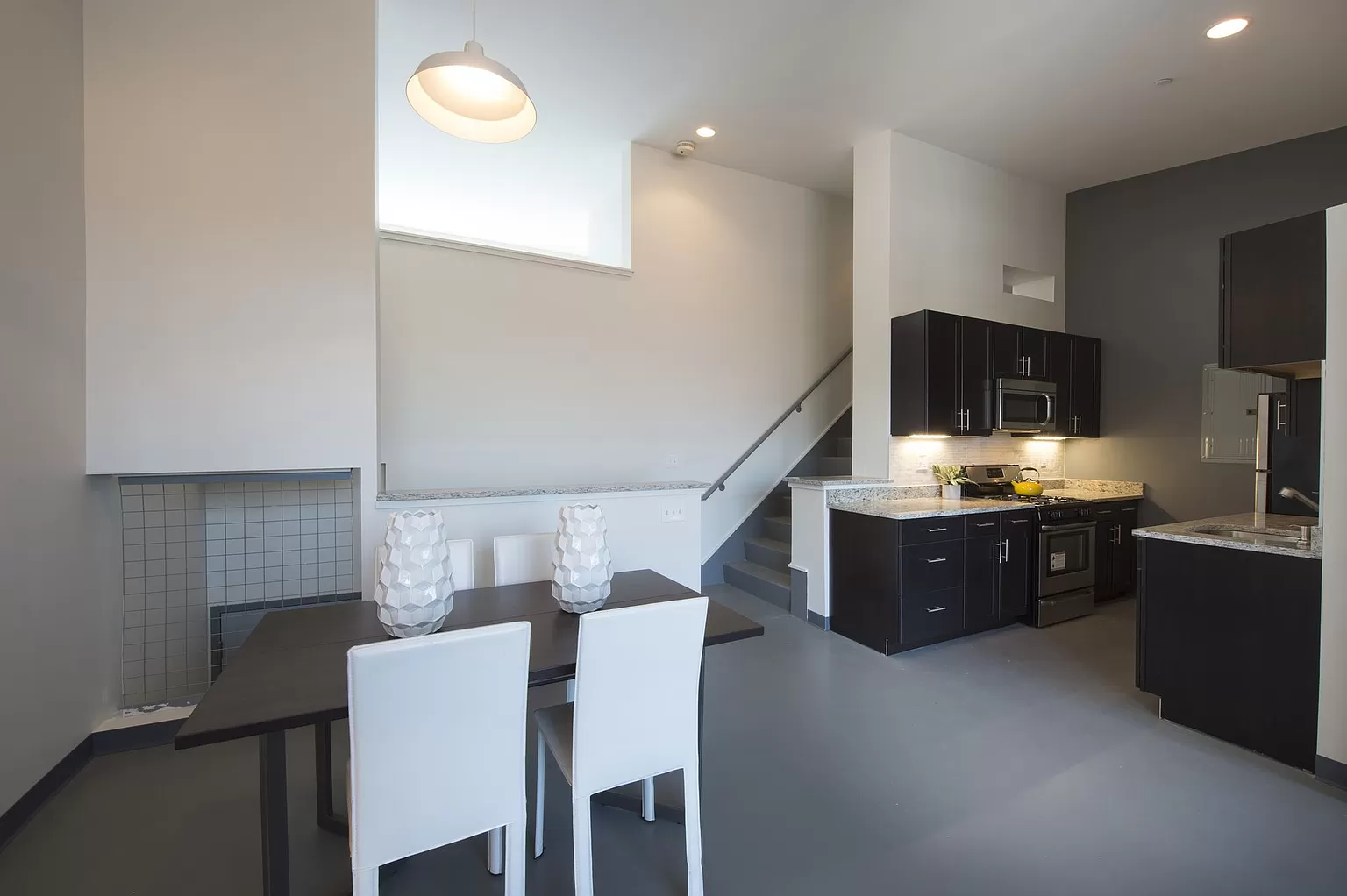 3 bed, 1 bath apartment for rent at 160 East Berkeley St Unit 318, South End — photo 5 of 8