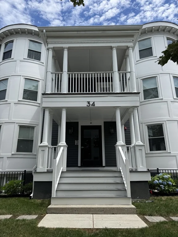 34 Park St, Newton Corner