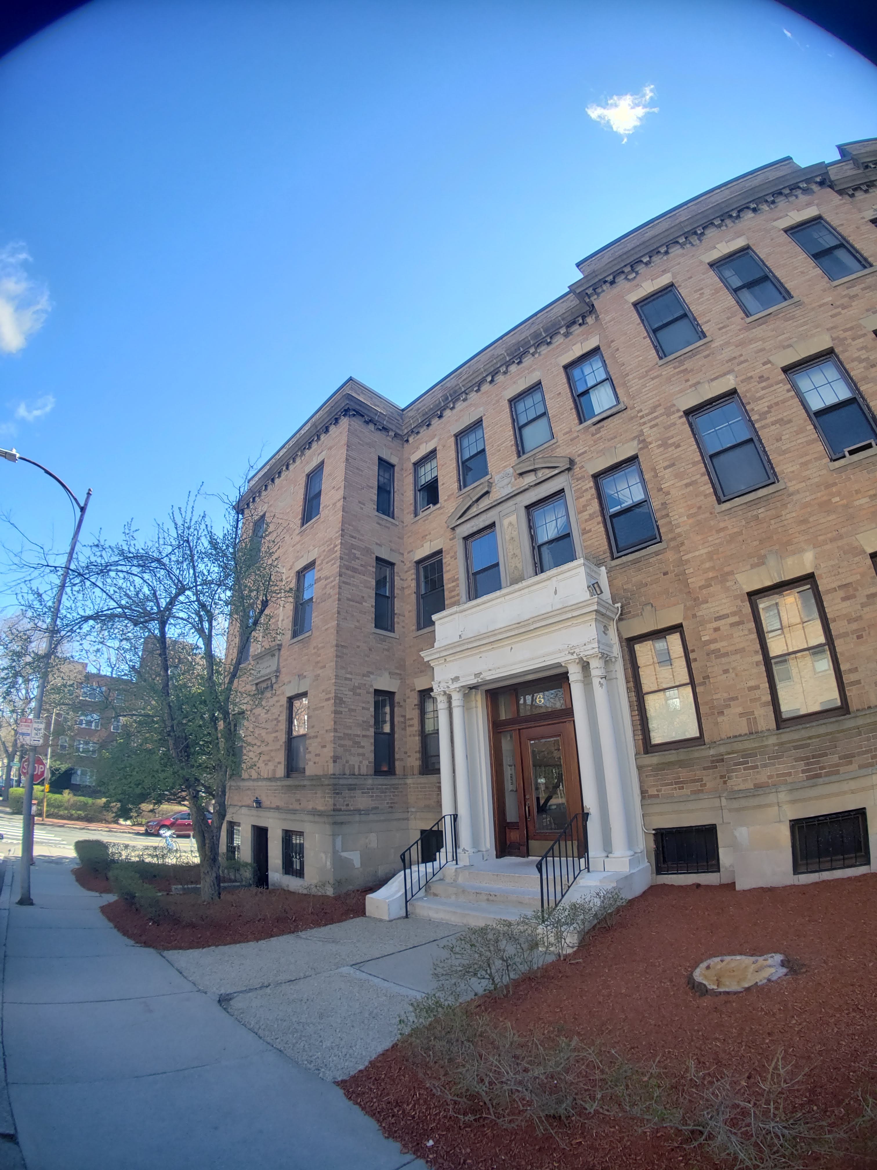 1 bed, 1 bath apartment for rent at 6 Crawford St Unit 3, Central Square — photo 6 of 7