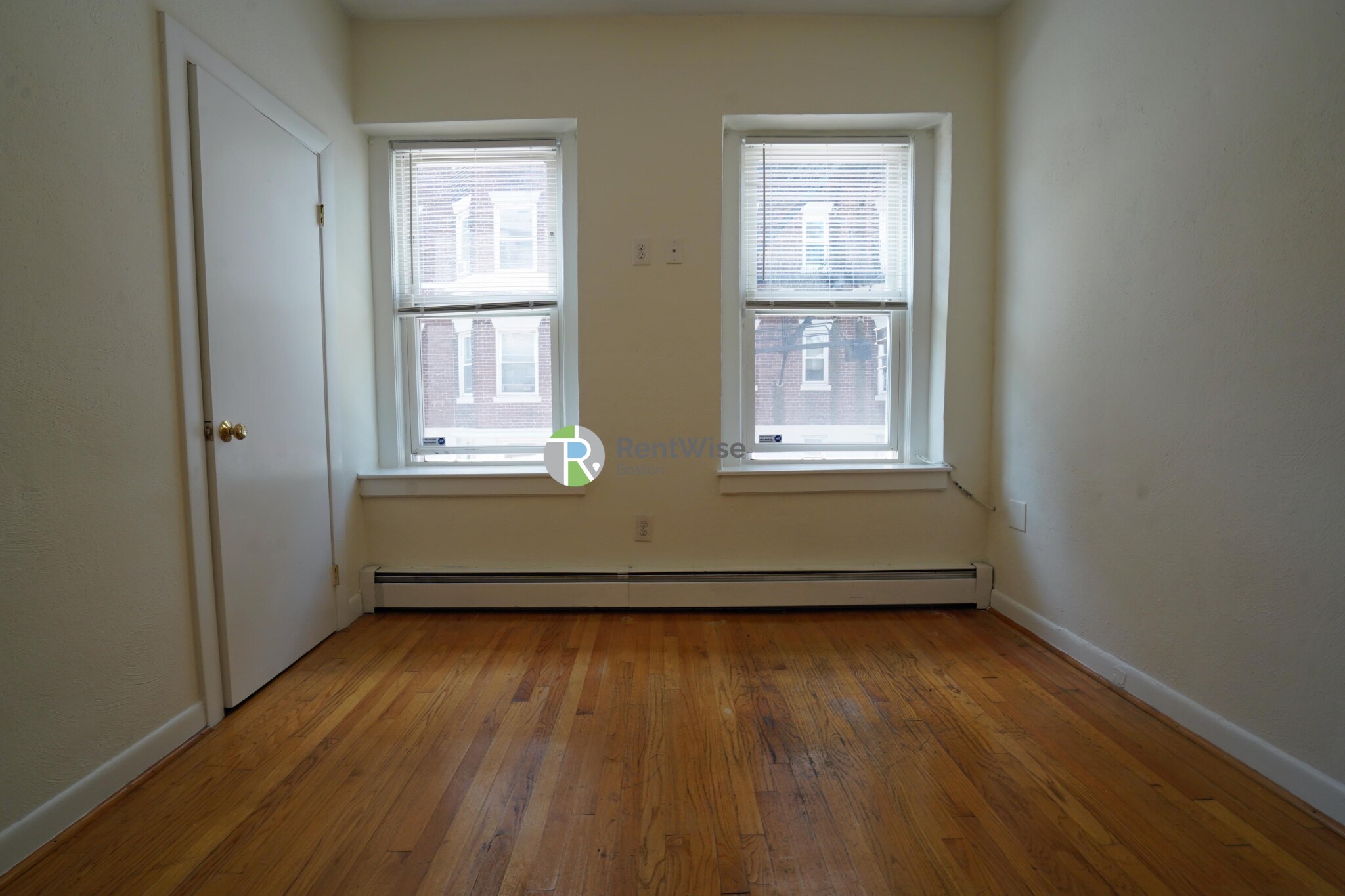 1322 Commonwealth Ave, Brighton