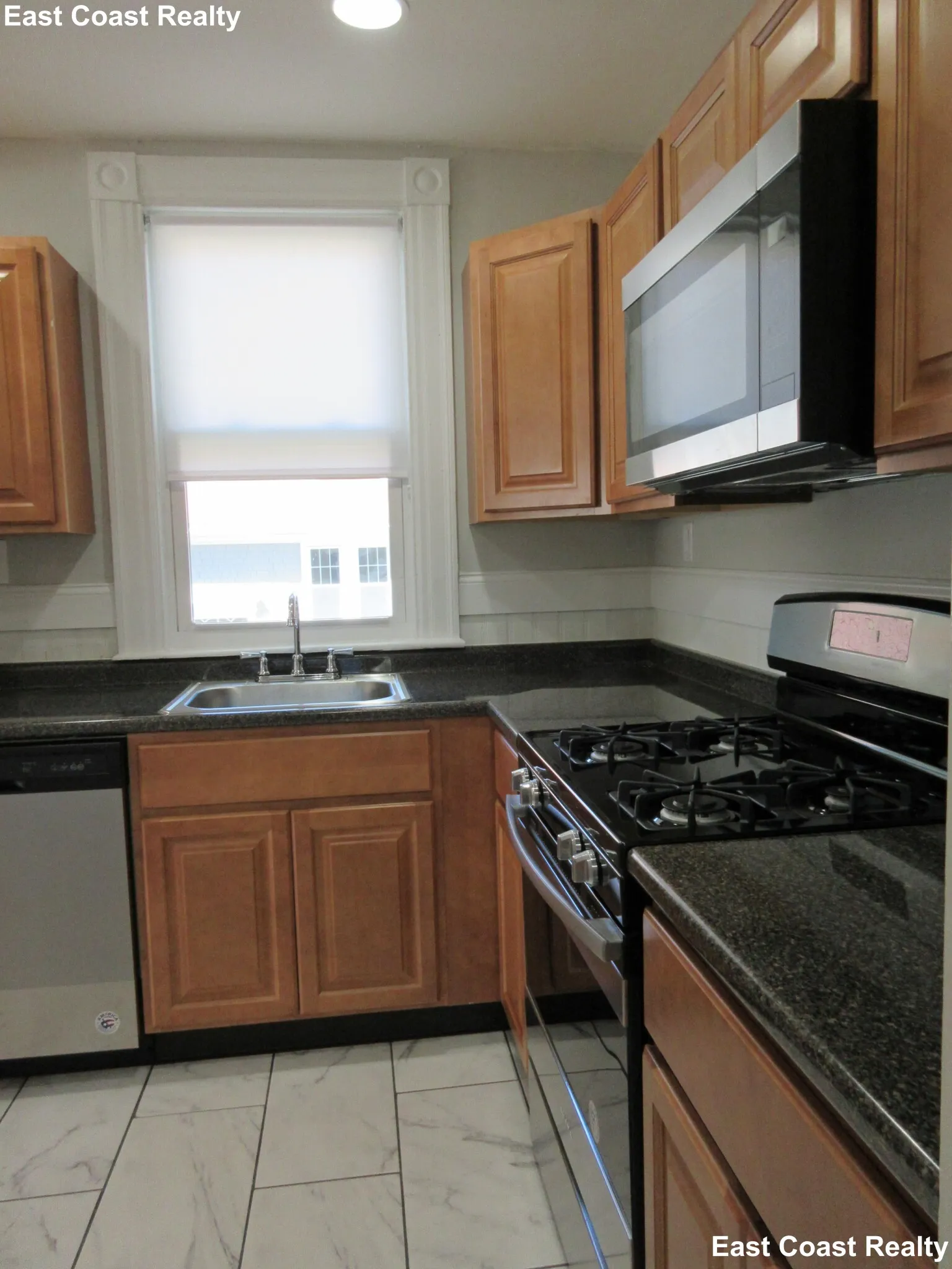 19 Braemore Rd, Brighton