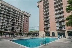 60 Longwood Ave, Coolidge Corner