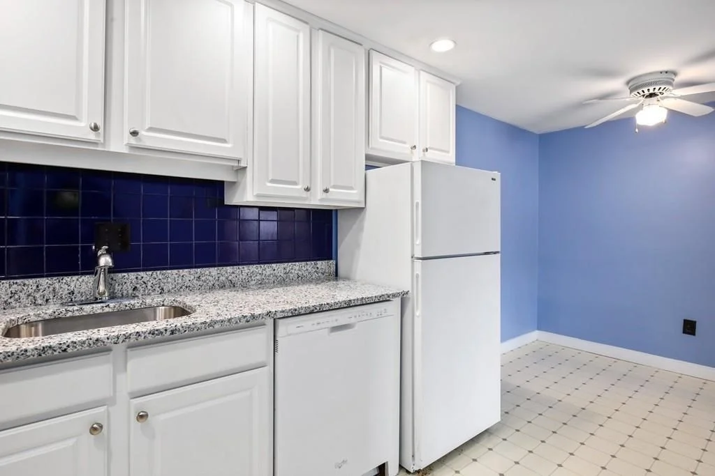 8 Old Colony, Arlington