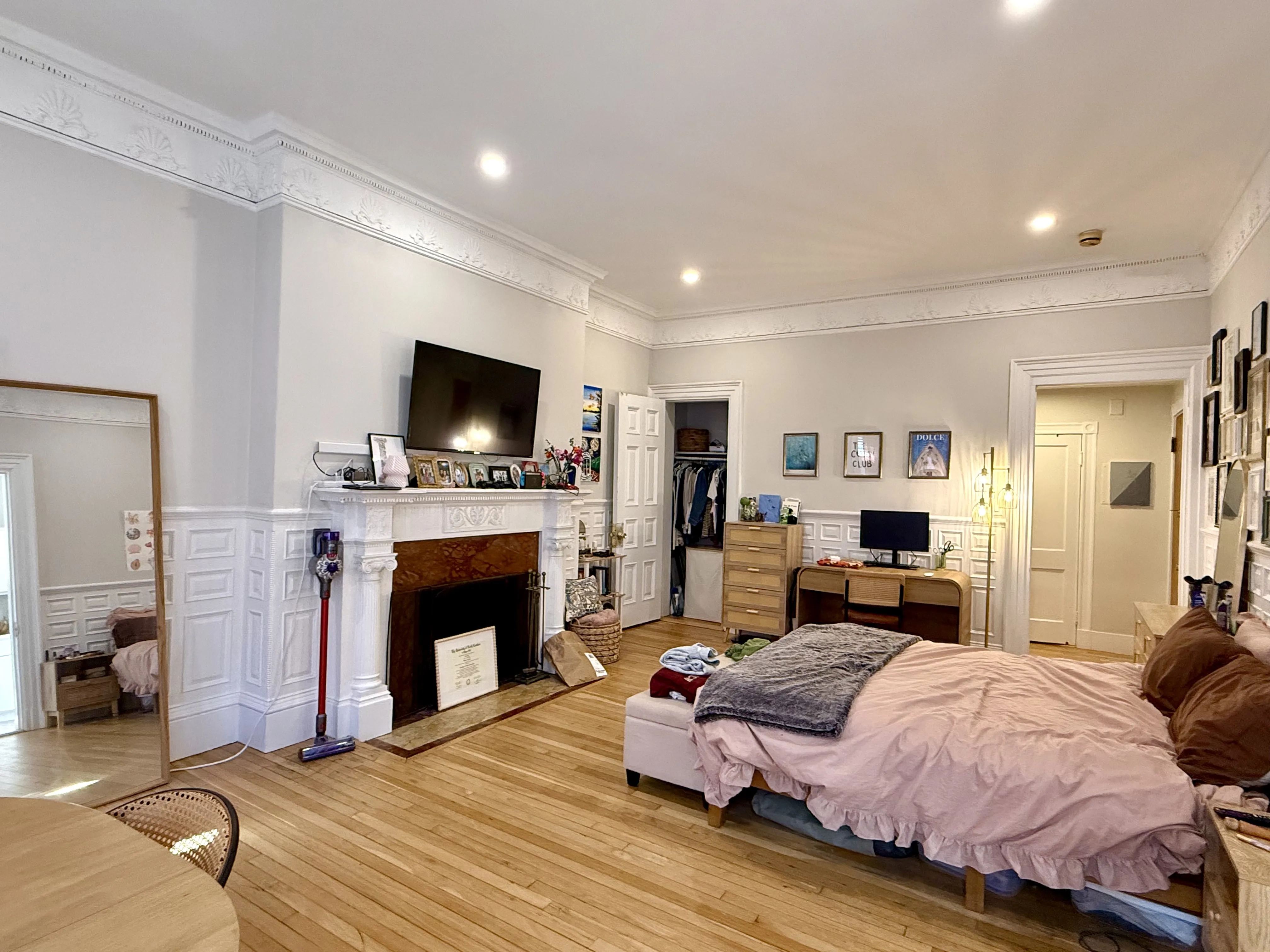 475 Beacon St, Back Bay