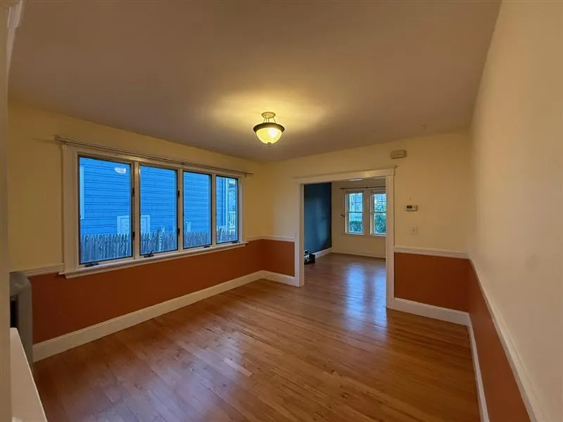 67 Fairfax St, West Somerville