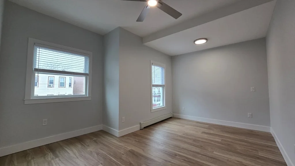 53 West Eagle St, Eagle Hill