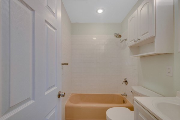 10 Scottfield Rd, Allston