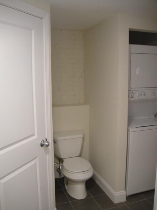 34 Sussex St, Roxbury