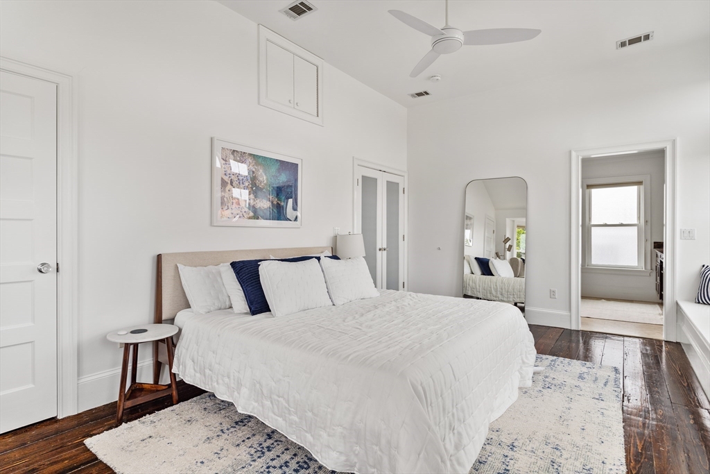 17 Atlantic St, South Boston