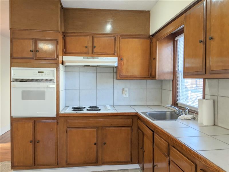 246 Harvard St, South Medford