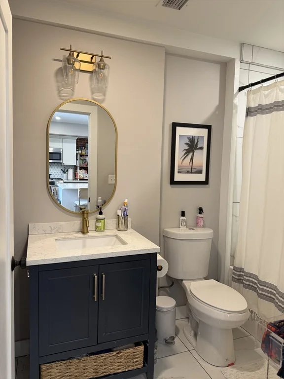 536 E Broadway, South Boston