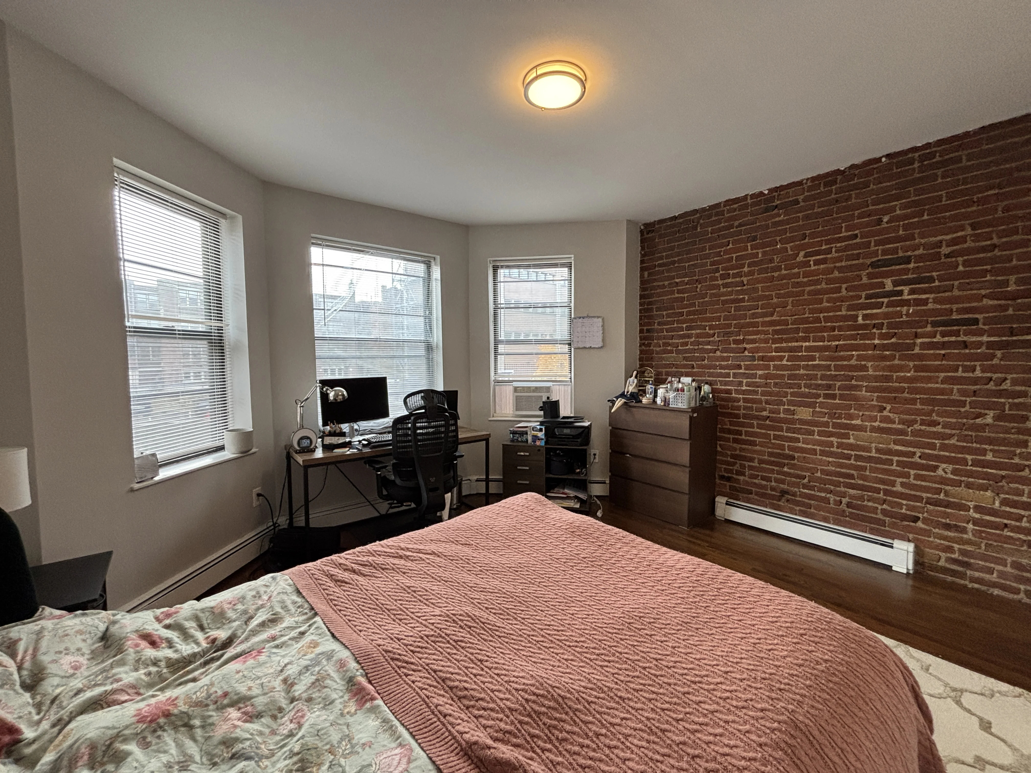 15 Stearns Rd, Coolidge Corner