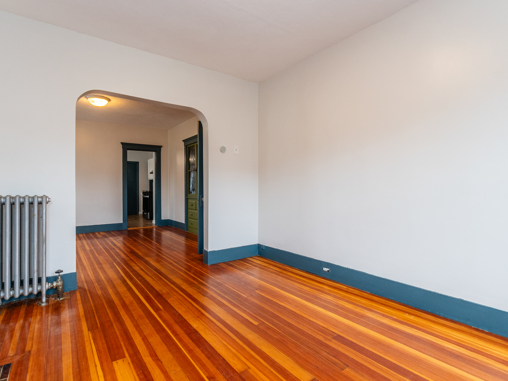 5 bed, 2 bath apartment for rent at 46 Shepton St Unit 2, Dorchester — photo 11 of 64