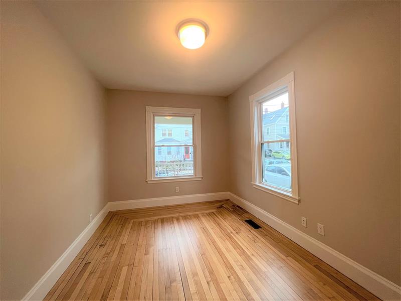 22 Kidder Ave, Powder House Square