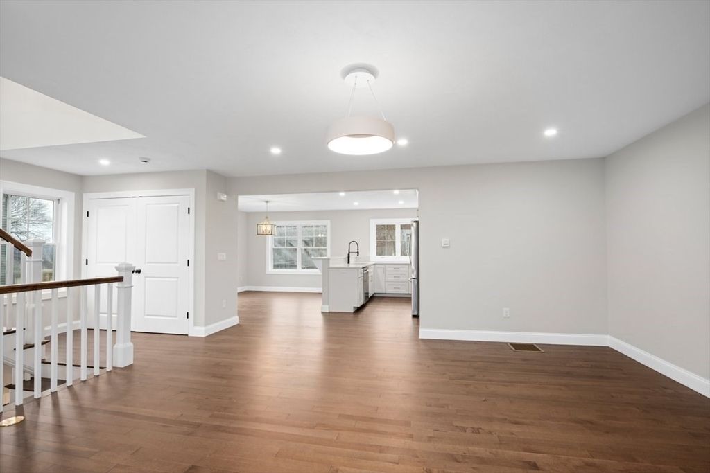 33 Third St, Worcester