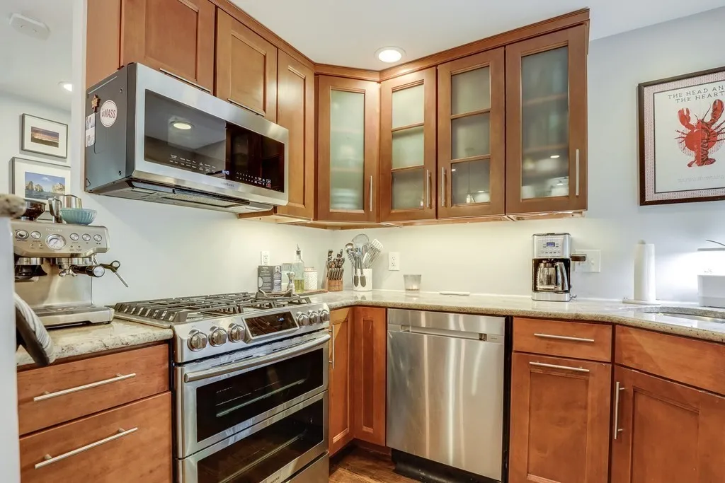 154 West 3rd St, South Boston