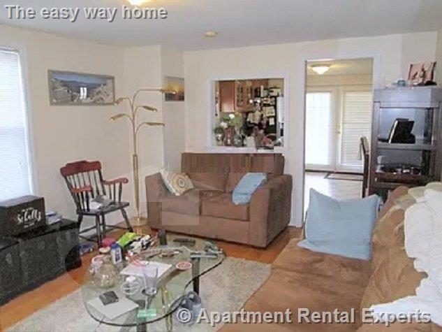 5 Clyde St, Davis Square