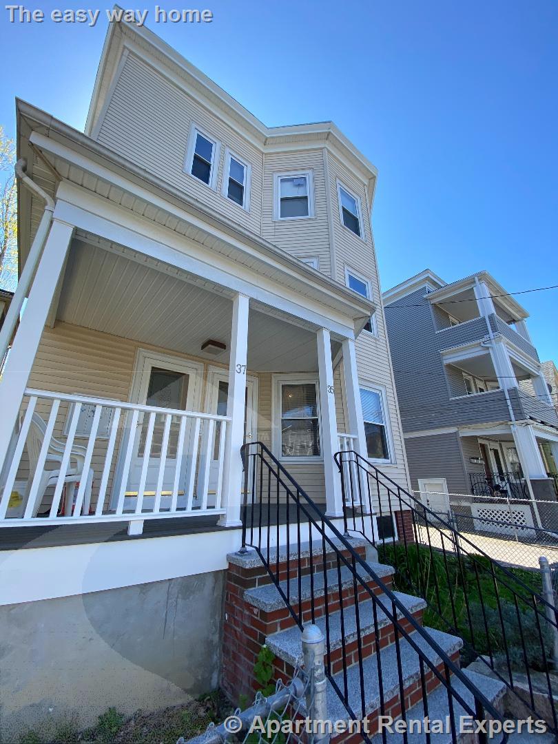 35-37 Hancock St, Porter Square