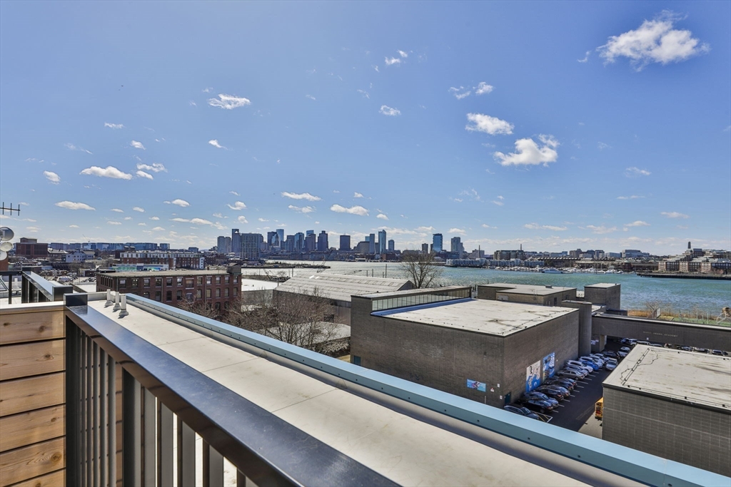 301 Border St, East Boston