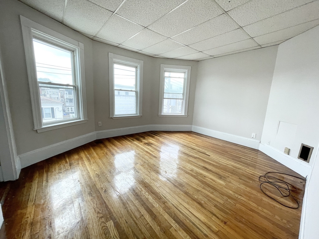 26-28 Harbor View, Dorchester