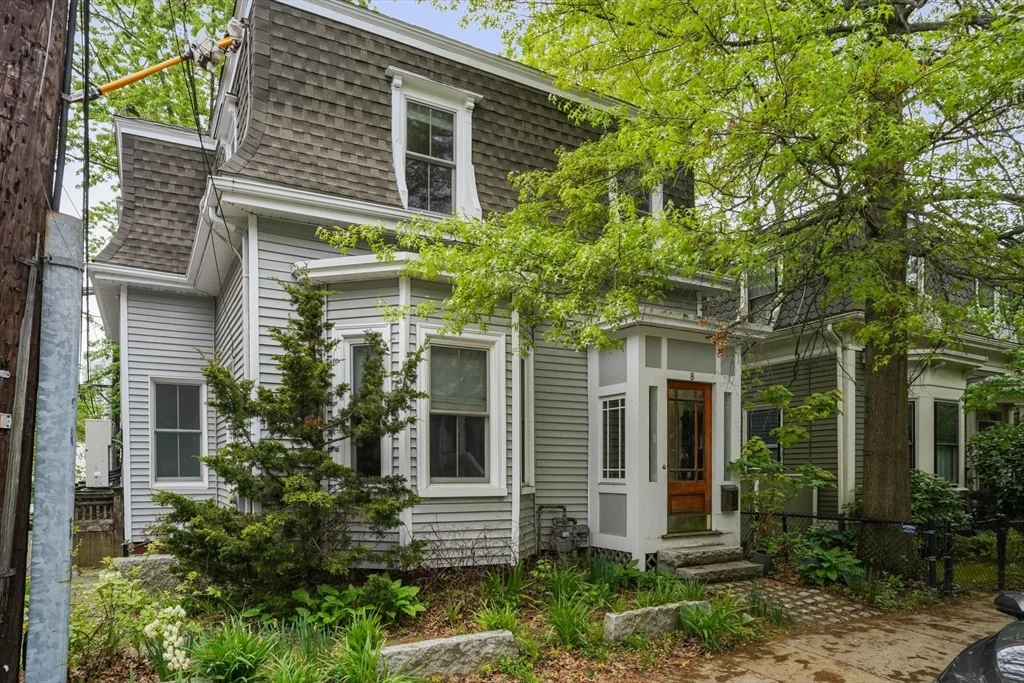 8 Florence St, Cambridgeport