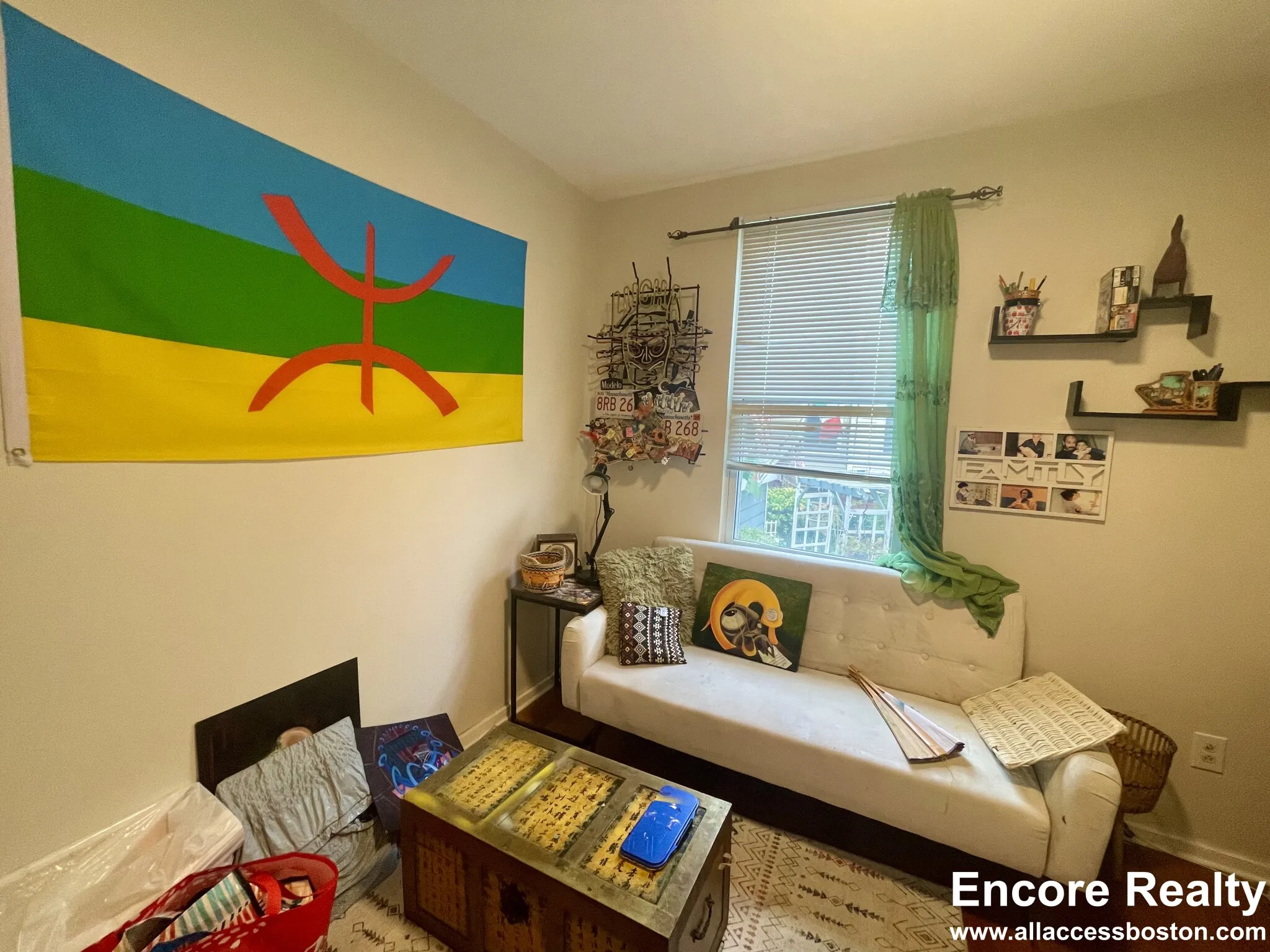 75 Putnam St, Eagle Hill