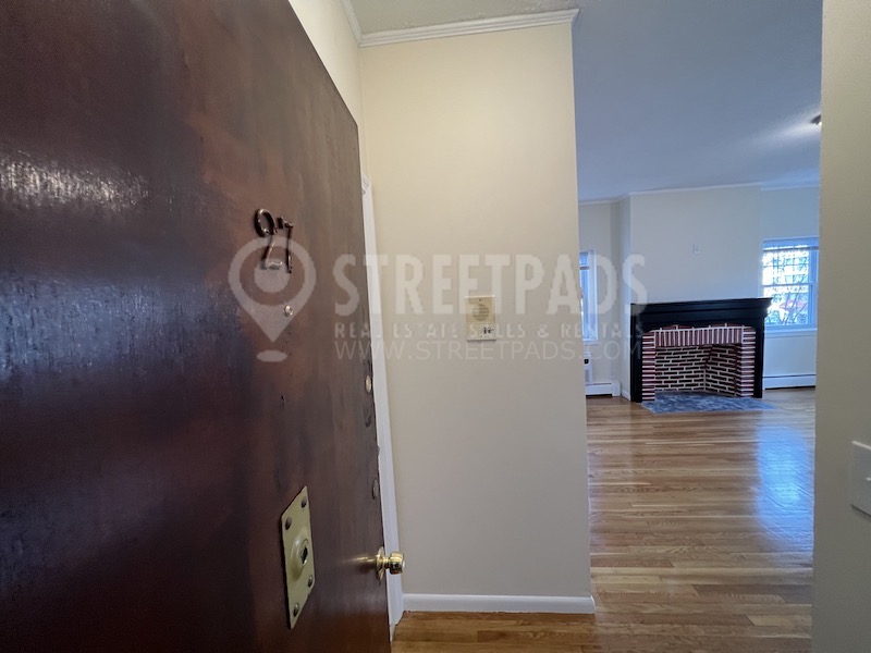 2018 Commonwealth Ave, Brighton