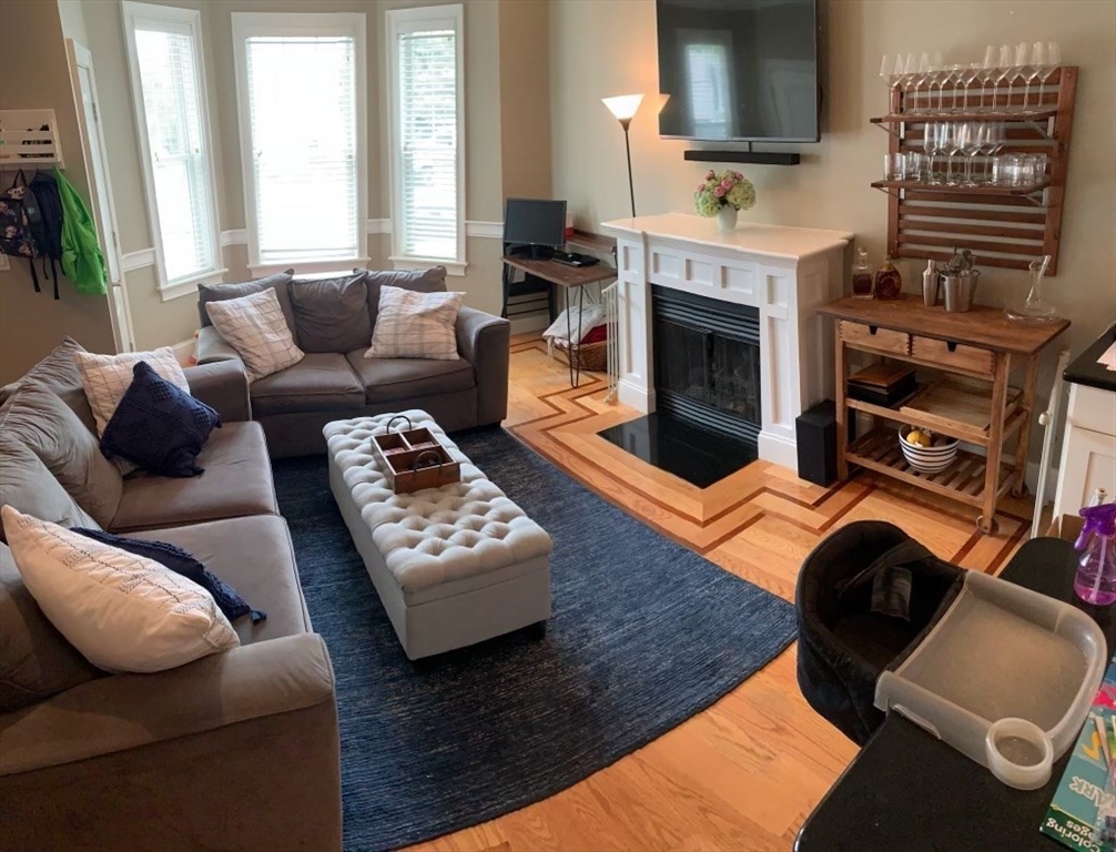 612 E 8th, South Boston