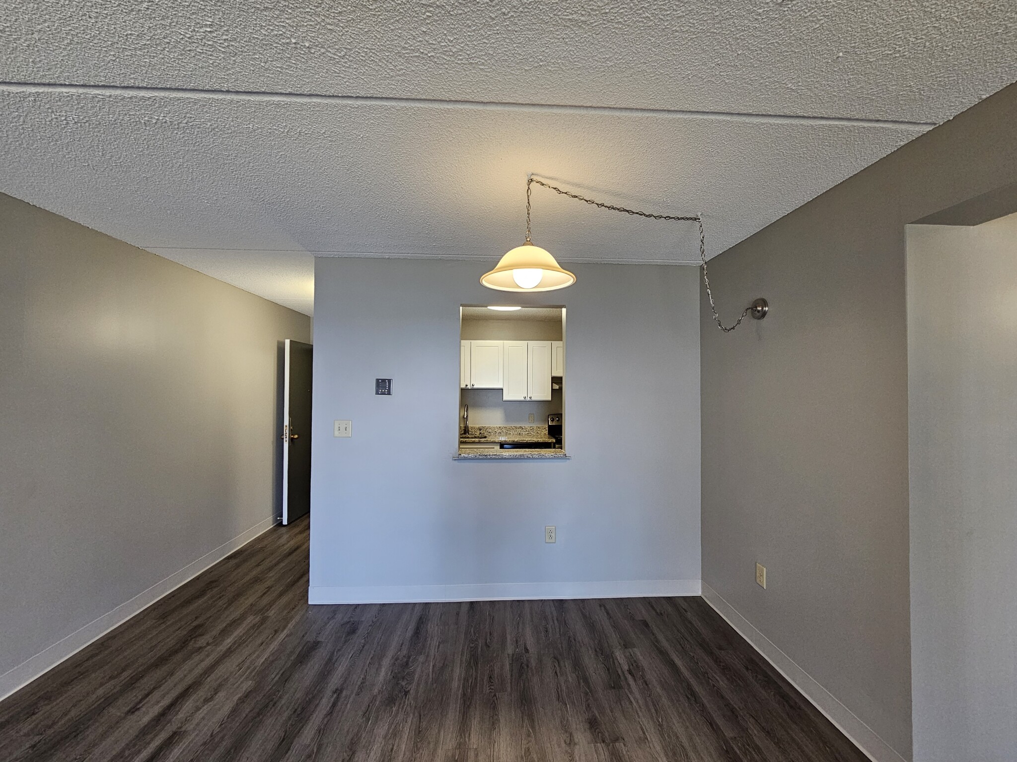 65 North Point Dr, Dorchester
