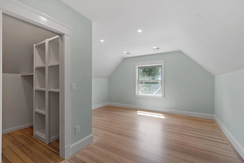 61 Warren St, West Medford