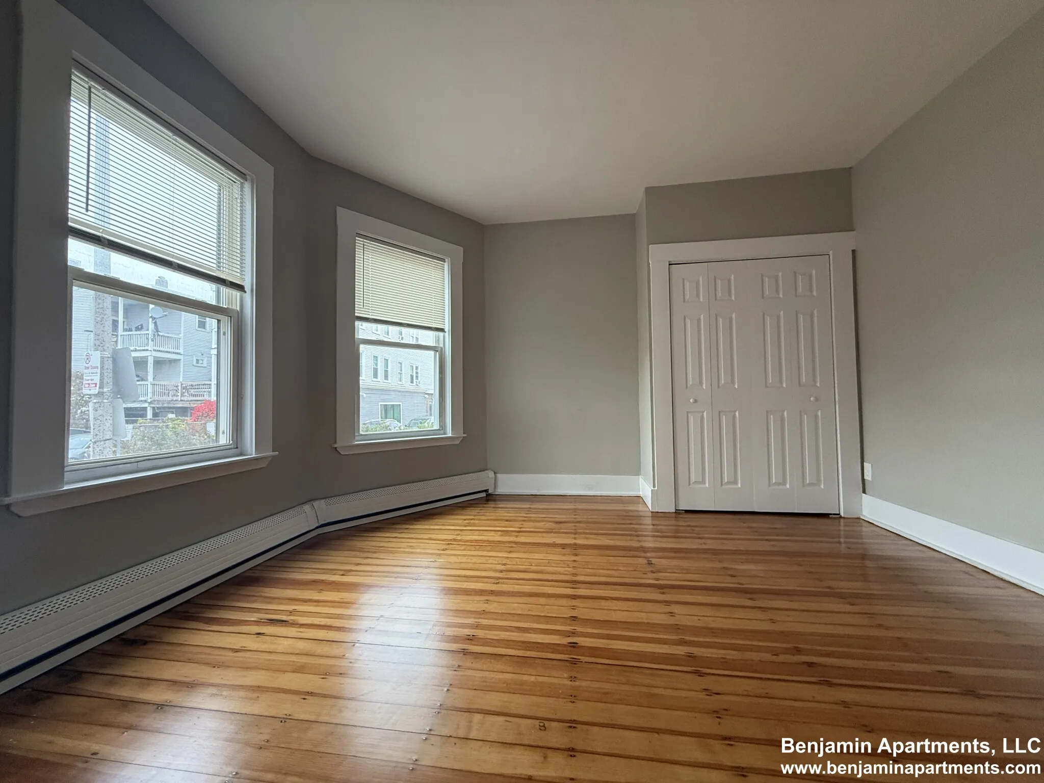 6 Bowdoin Park, Dorchester