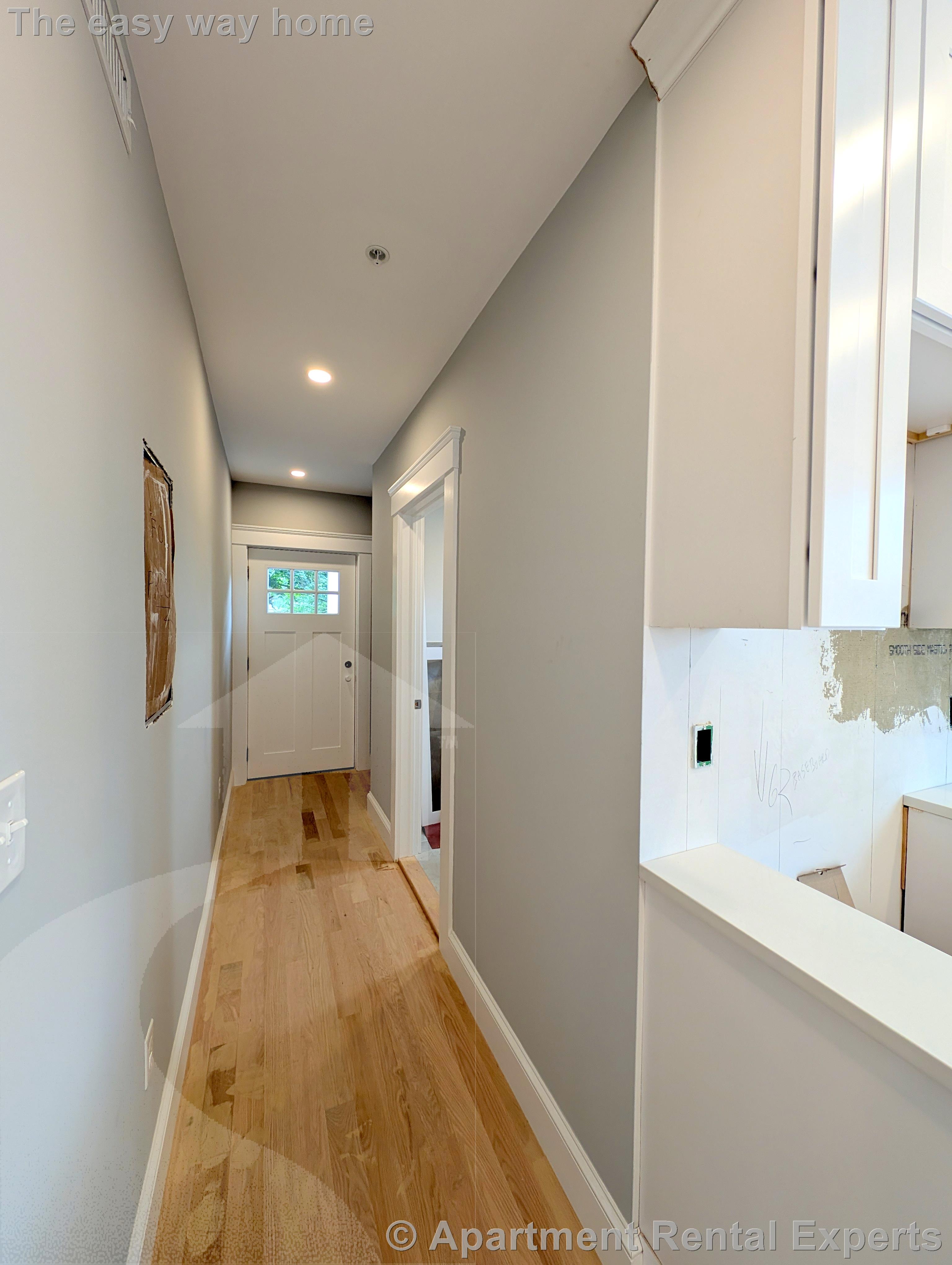 86 Orchard St, Tufts