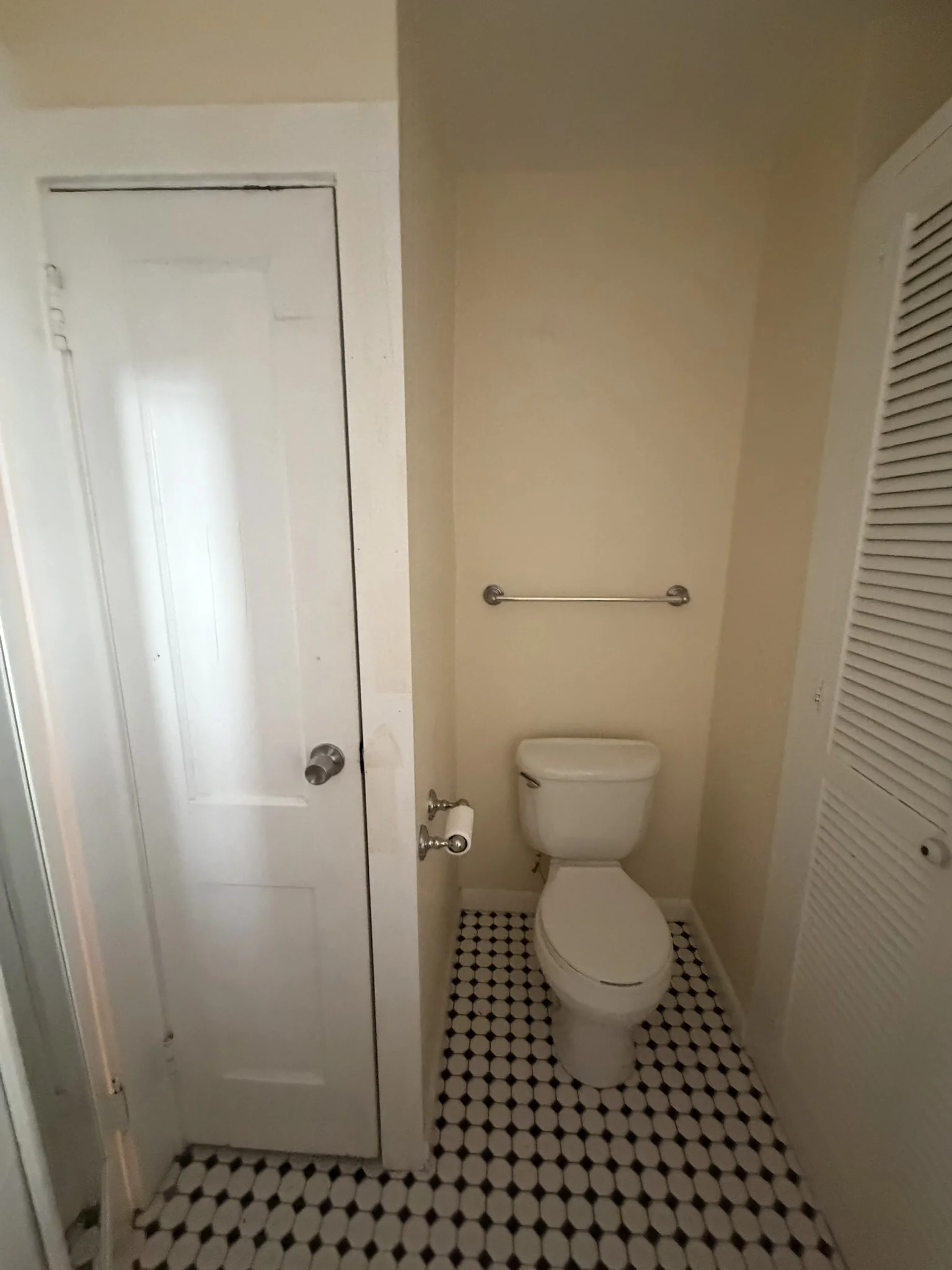 2 Norfolk Ter, The Port