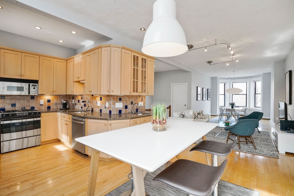 74 W Rutland Sq, South End