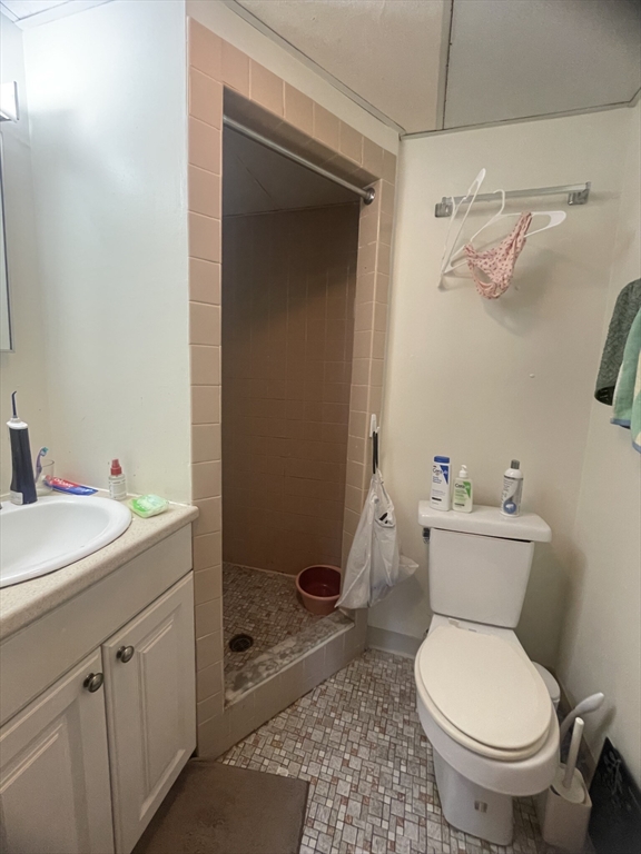 80 Pleasant St, North Brookline