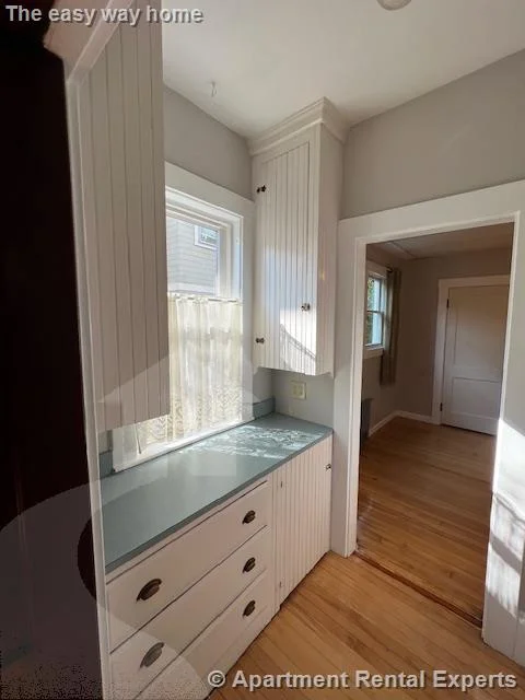 76 Powderhouse Blvd, Davis Square