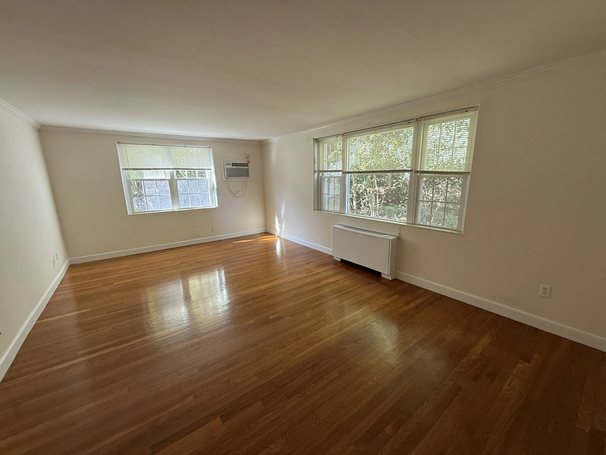 11 Captain Parker Arms, Lexington