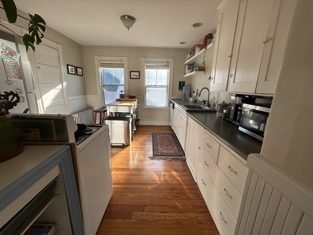 21 Pearson Ave, Somerville