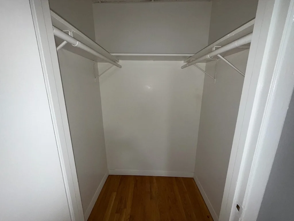 83 Haven St, Reading