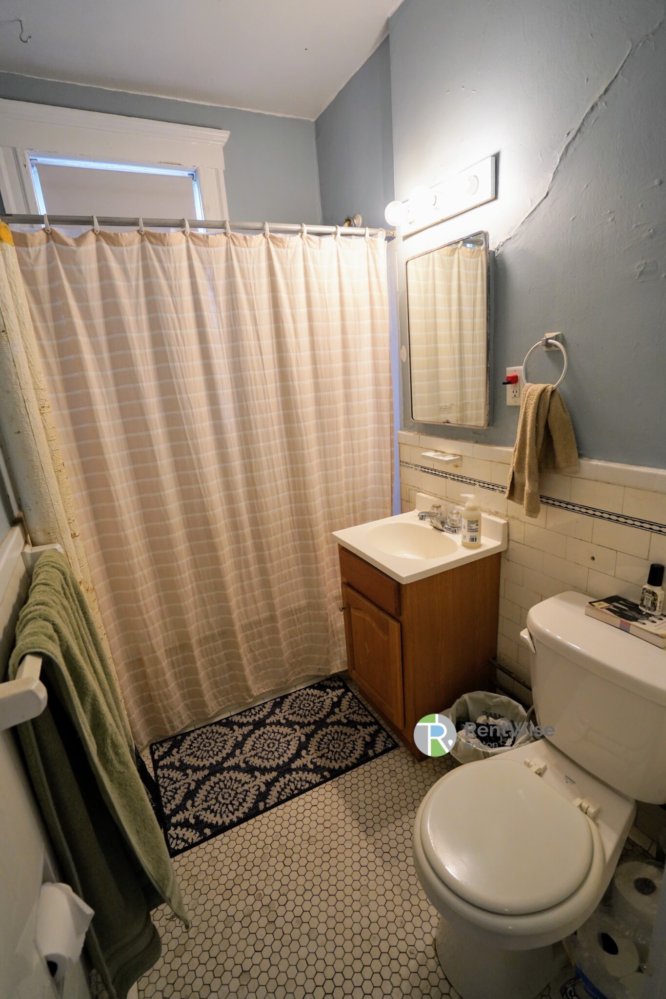 1638 Commonwealth Ave, Brighton