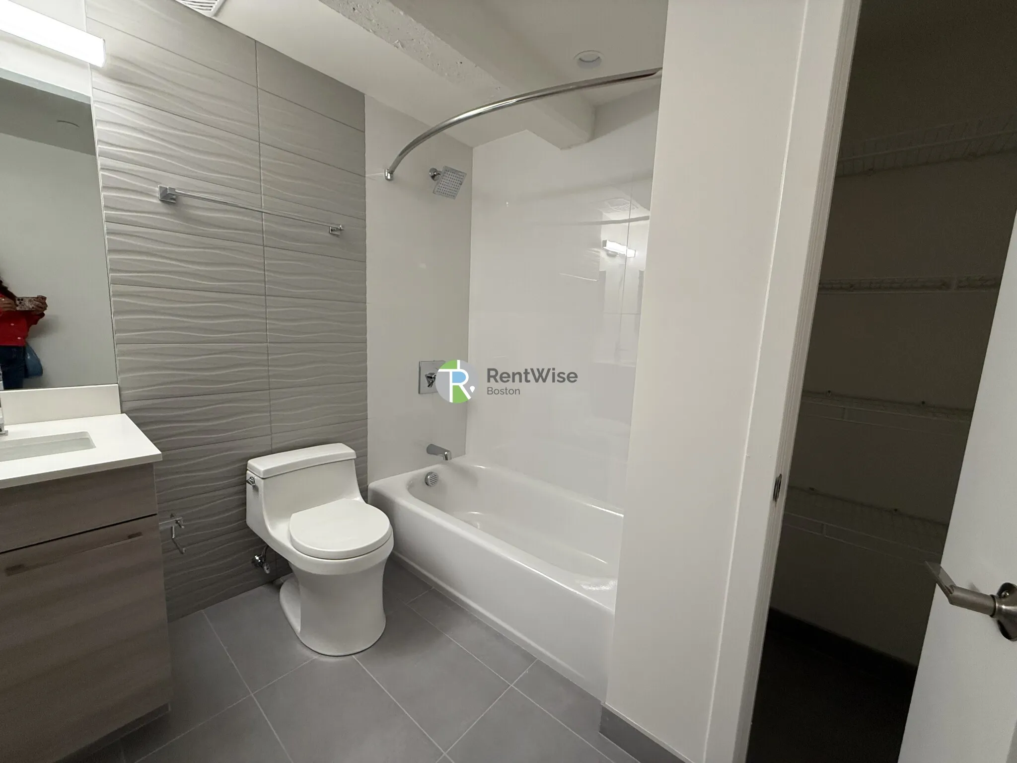 1079 Commonwealth Ave, Allston