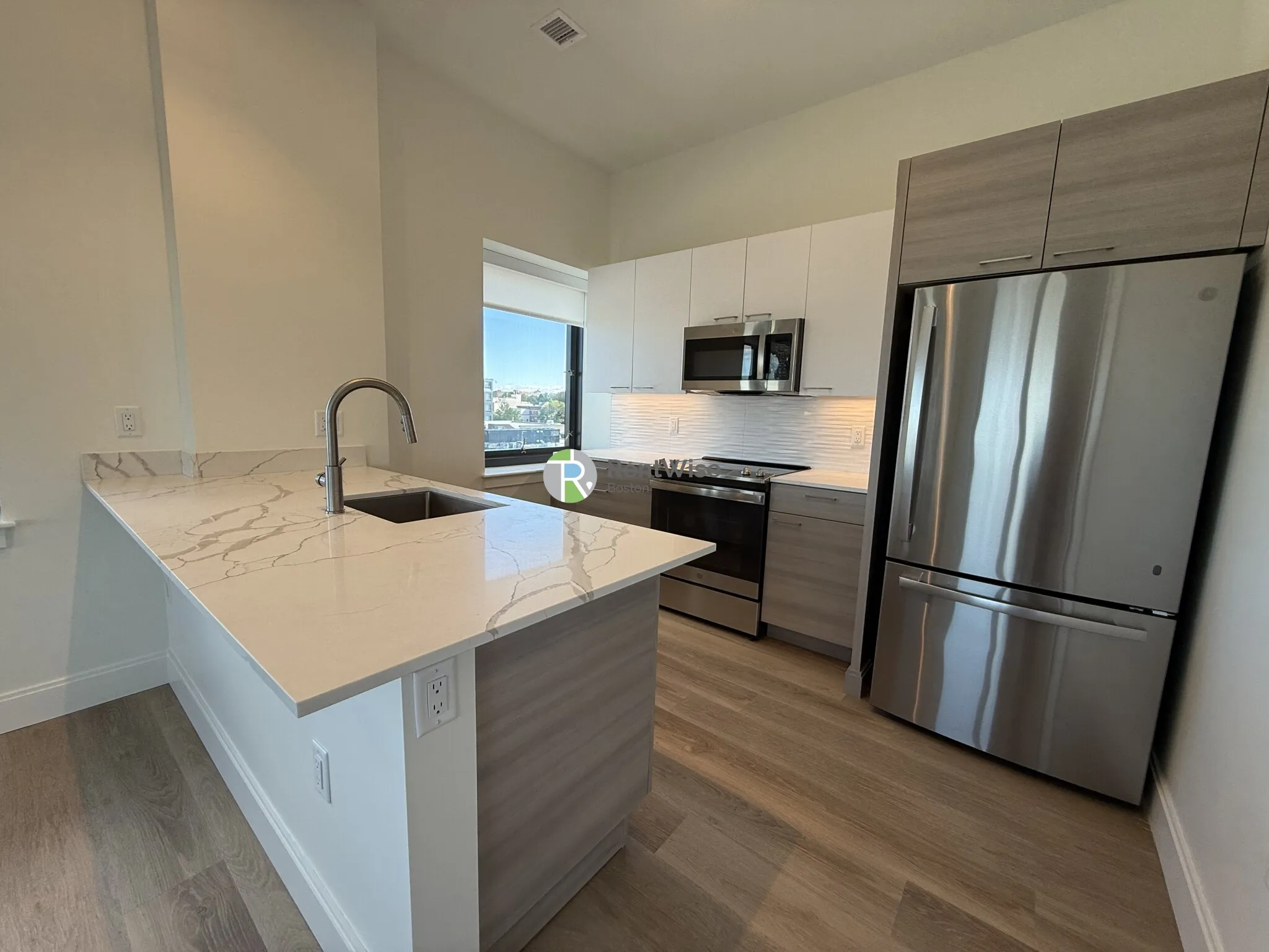 1079 Commonwealth Ave, Allston